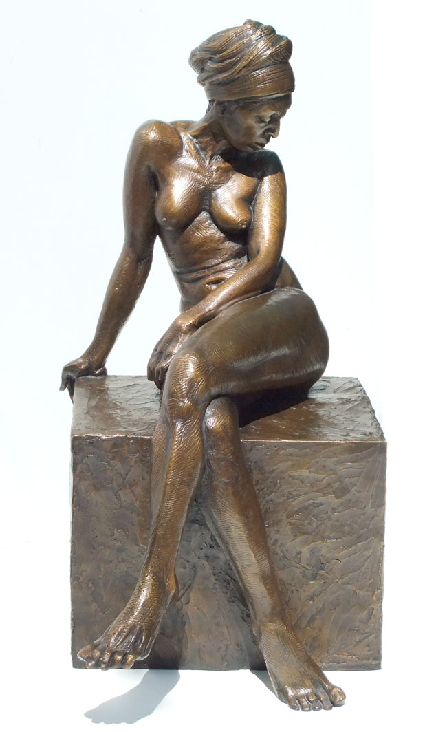 Nefertiti_front